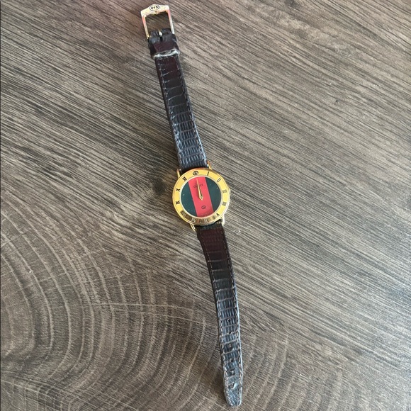 Gucci Watch - Picture 2 of 7